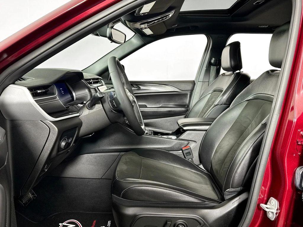 used 2023 Jeep Grand Cherokee car, priced at $31,980