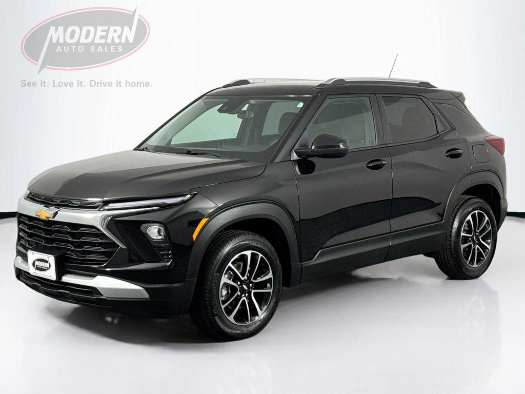 used 2025 Chevrolet TrailBlazer car, priced at $23,250