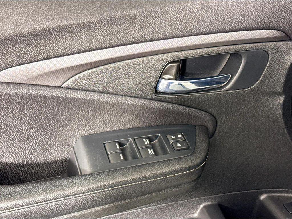 used 2023 Honda Ridgeline car, priced at $31,980