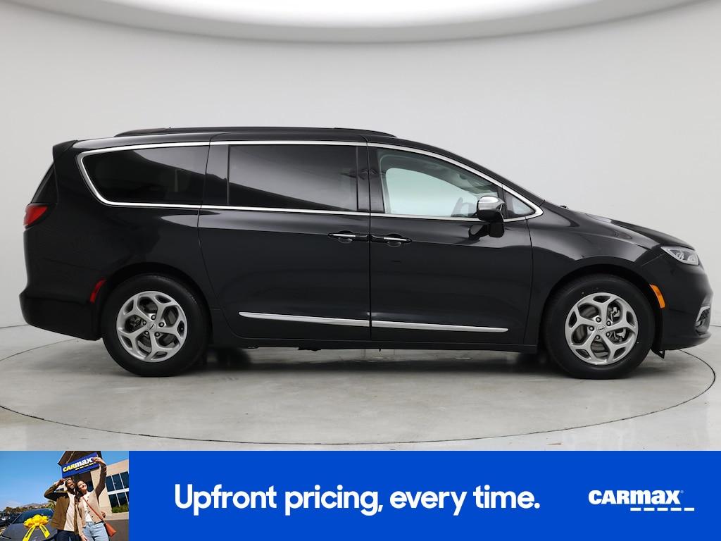 used 2023 Chrysler Pacifica car, priced at $26,998