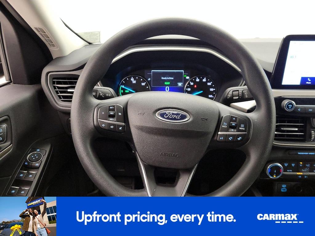 used 2022 Ford Escape car, priced at $23,998