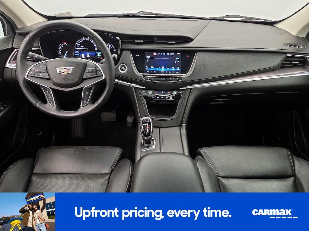 used 2017 Cadillac XT5 car, priced at $17,998