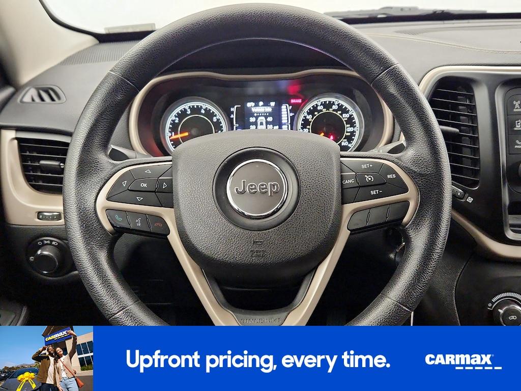 used 2015 Jeep Cherokee car, priced at $12,998