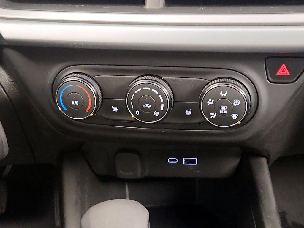 used 2025 Chevrolet Trax car, priced at $22,998