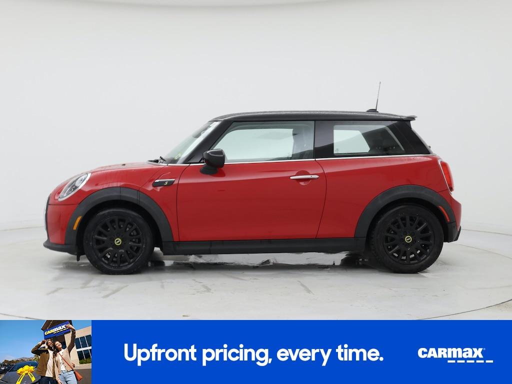 used 2023 MINI SE Hardtop car, priced at $21,998