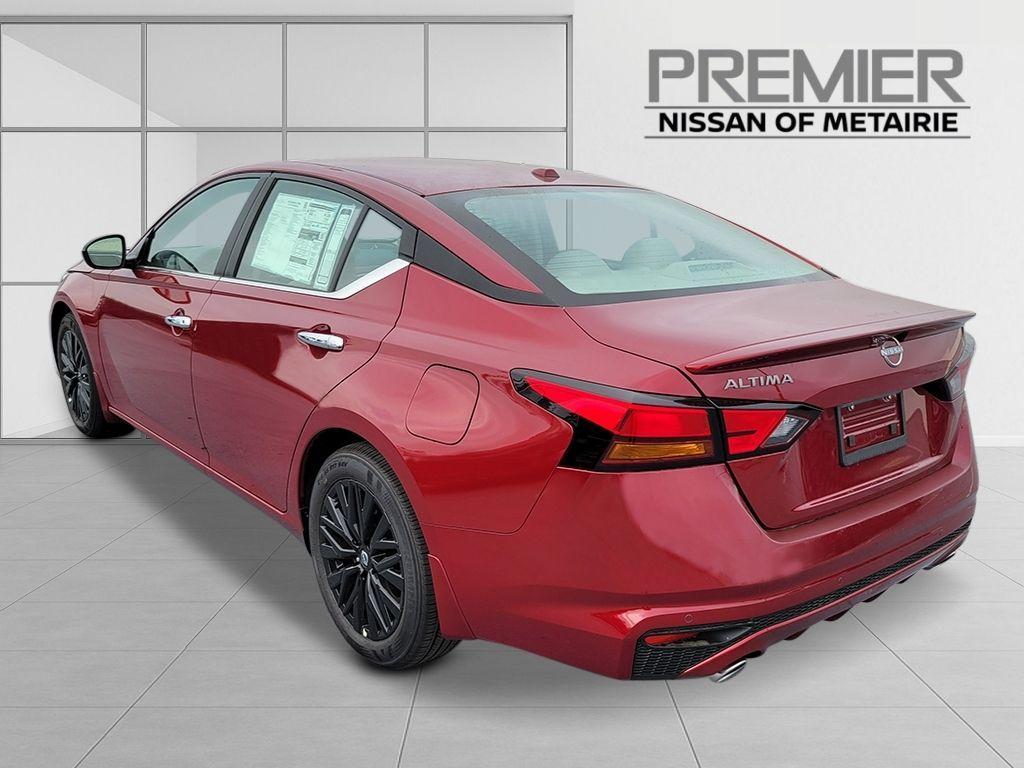 new 2025 Nissan Altima car, priced at $24,005