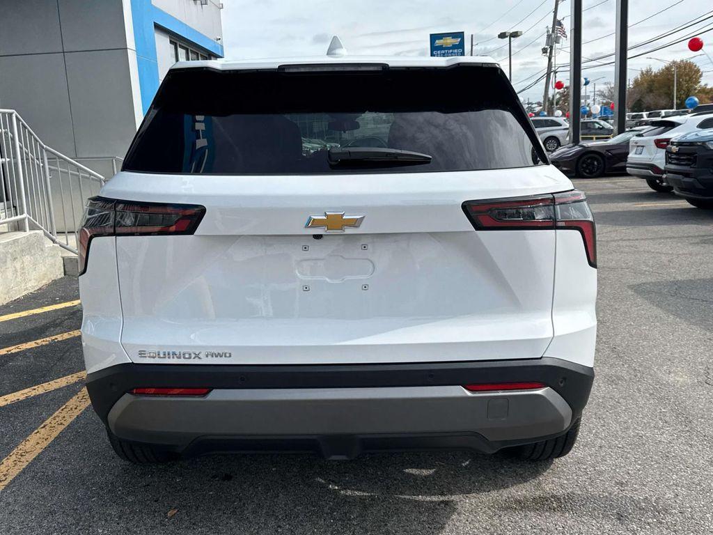 new 2026 Chevrolet Equinox car, priced at $30,620