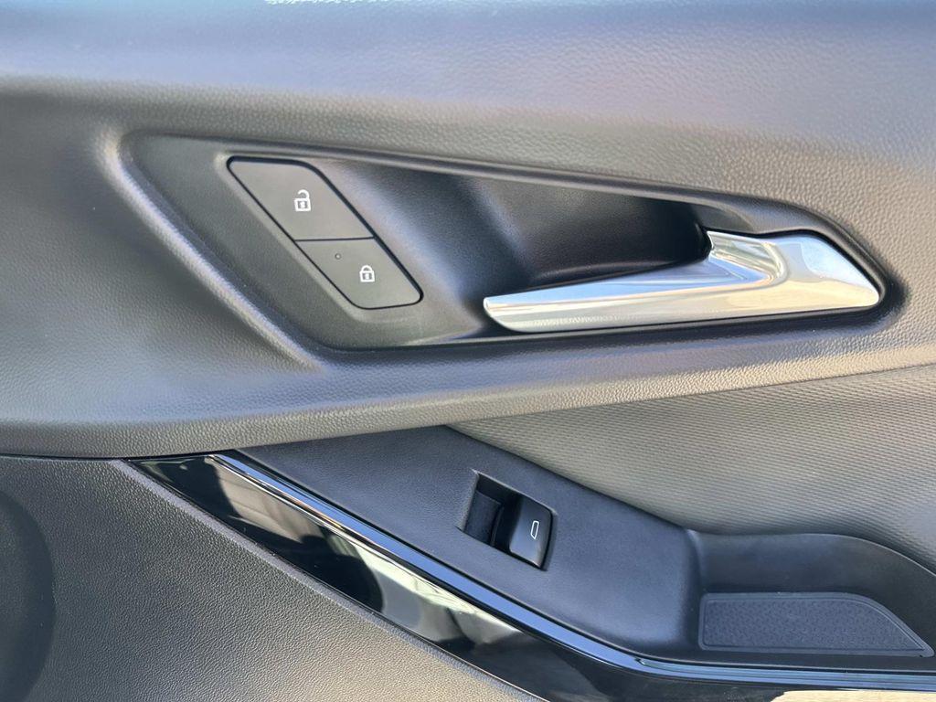 used 2025 Chevrolet Equinox car, priced at $25,499