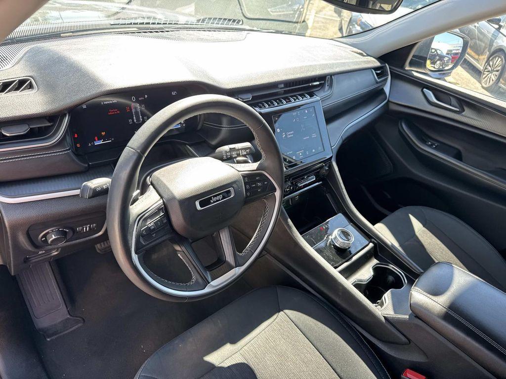 used 2024 Jeep Grand Cherokee car, priced at $24,569