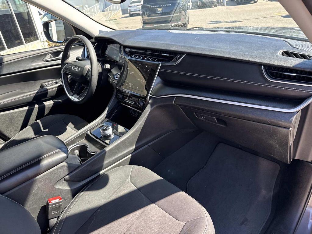 used 2024 Jeep Grand Cherokee car, priced at $24,569