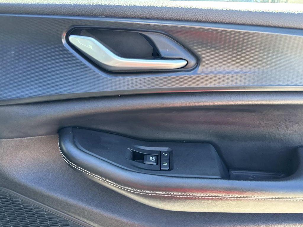 used 2024 Jeep Grand Cherokee car, priced at $24,569