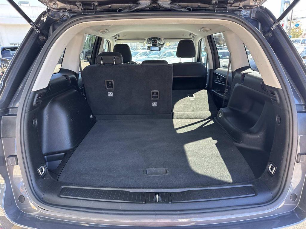 used 2024 Jeep Grand Cherokee car, priced at $24,569