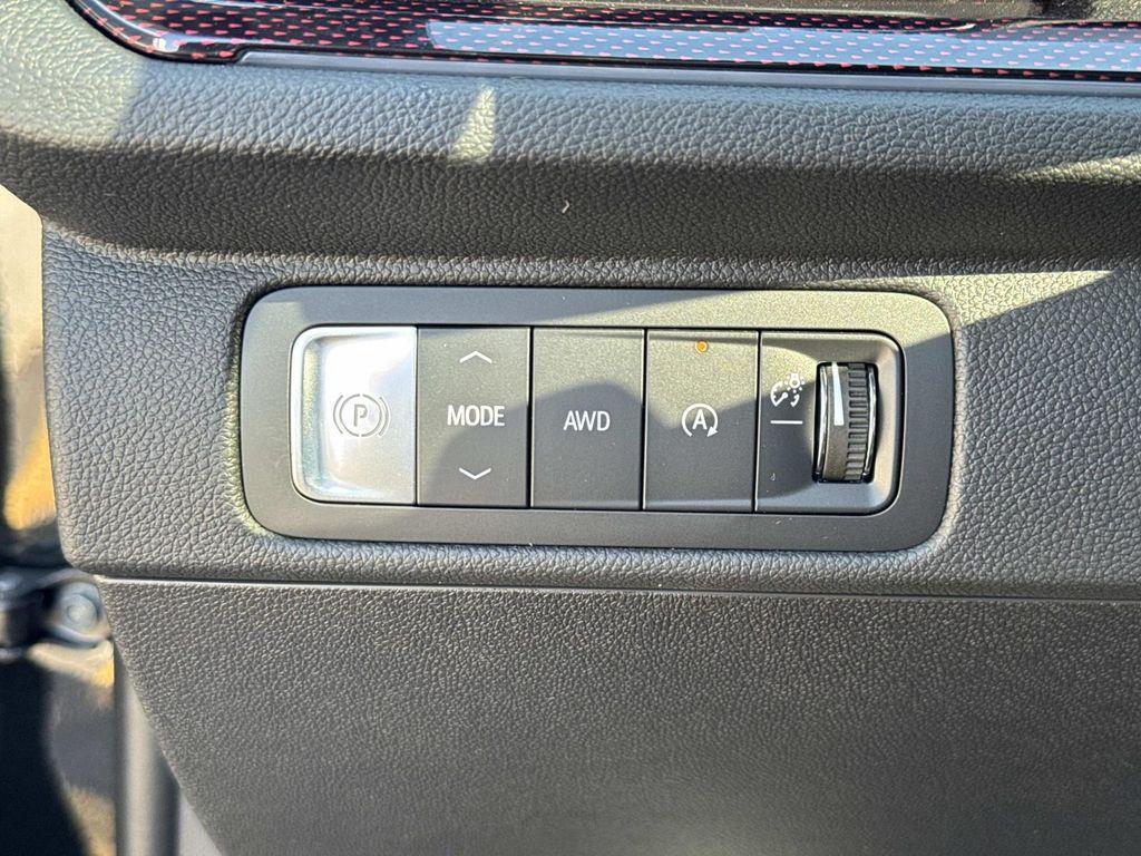 new 2026 Chevrolet Traverse car, priced at $55,980