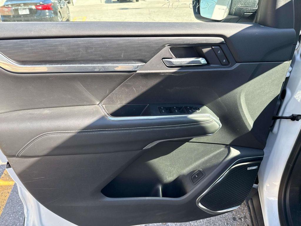 used 2025 GMC Acadia car, priced at $33,233