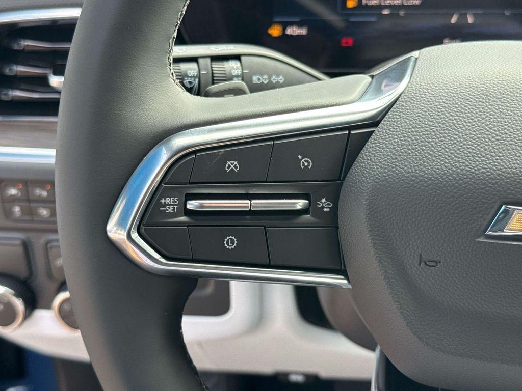 new 2026 Chevrolet Suburban car, priced at $80,435