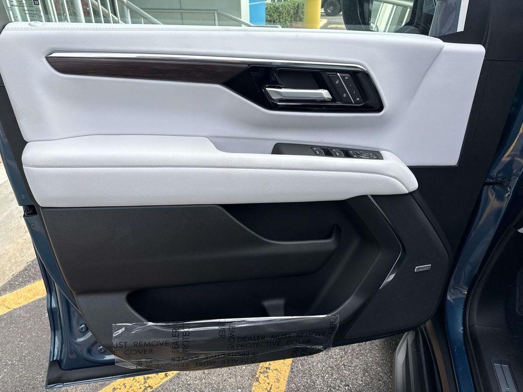 new 2026 Chevrolet Suburban car, priced at $80,435