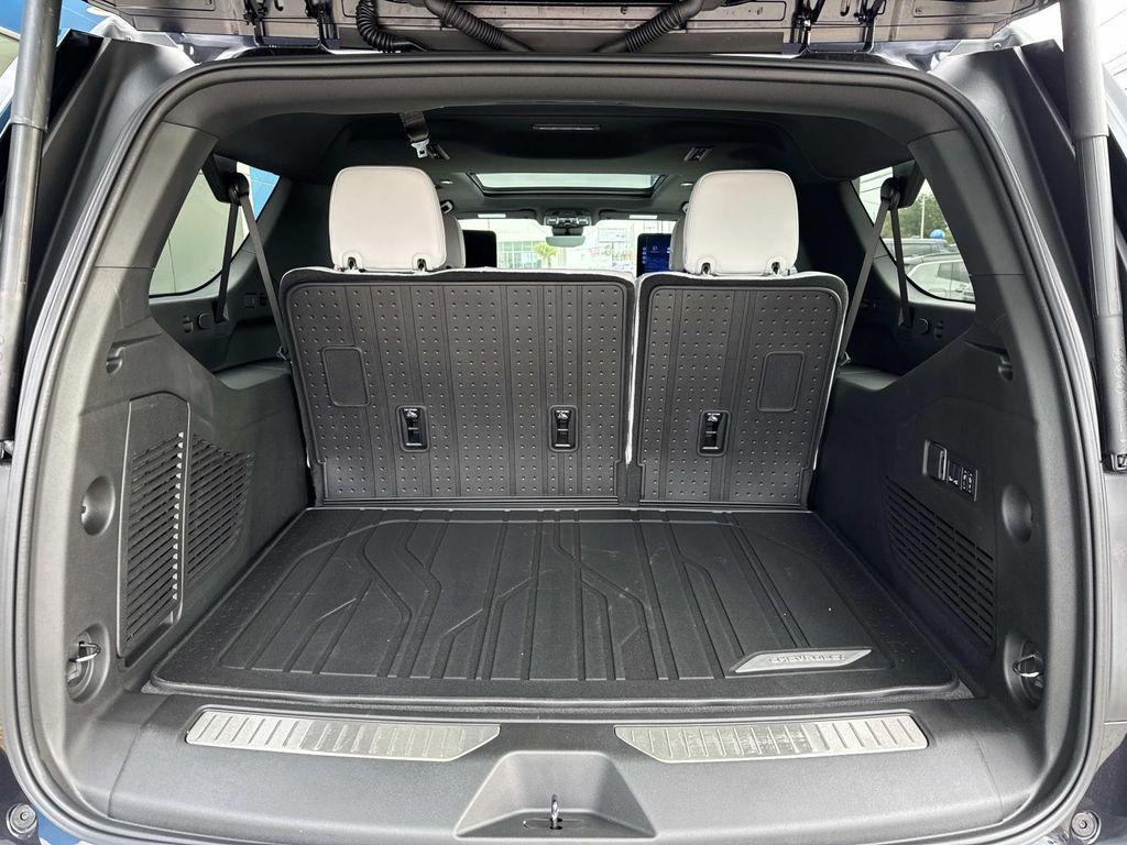 new 2026 Chevrolet Suburban car, priced at $83,055