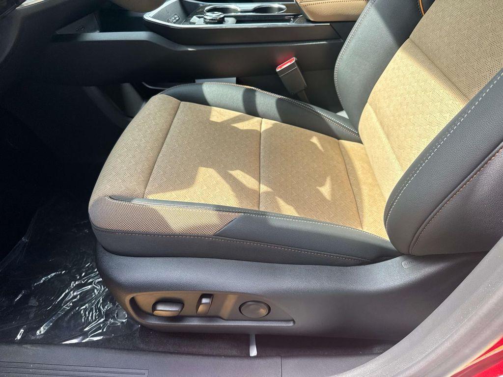 new 2026 Chevrolet Equinox car, priced at $33,051