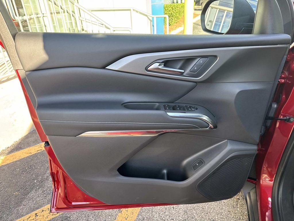 new 2026 Chevrolet Traverse car, priced at $44,480