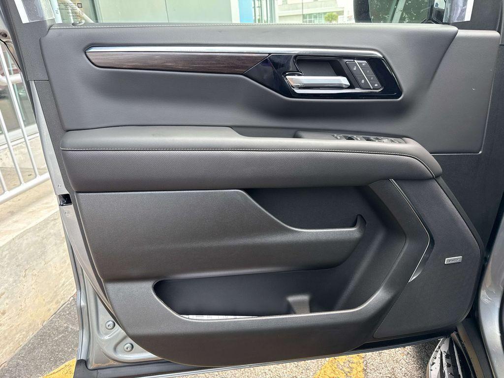 new 2026 Chevrolet Suburban car, priced at $80,070