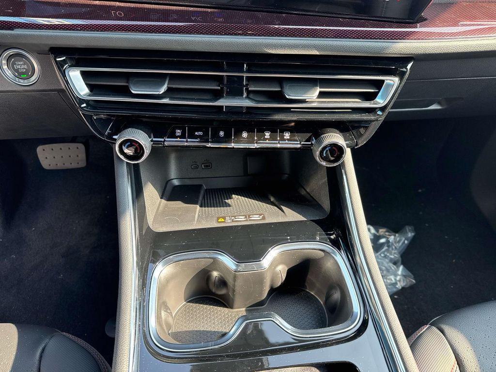 new 2026 Chevrolet Traverse car, priced at $56,335