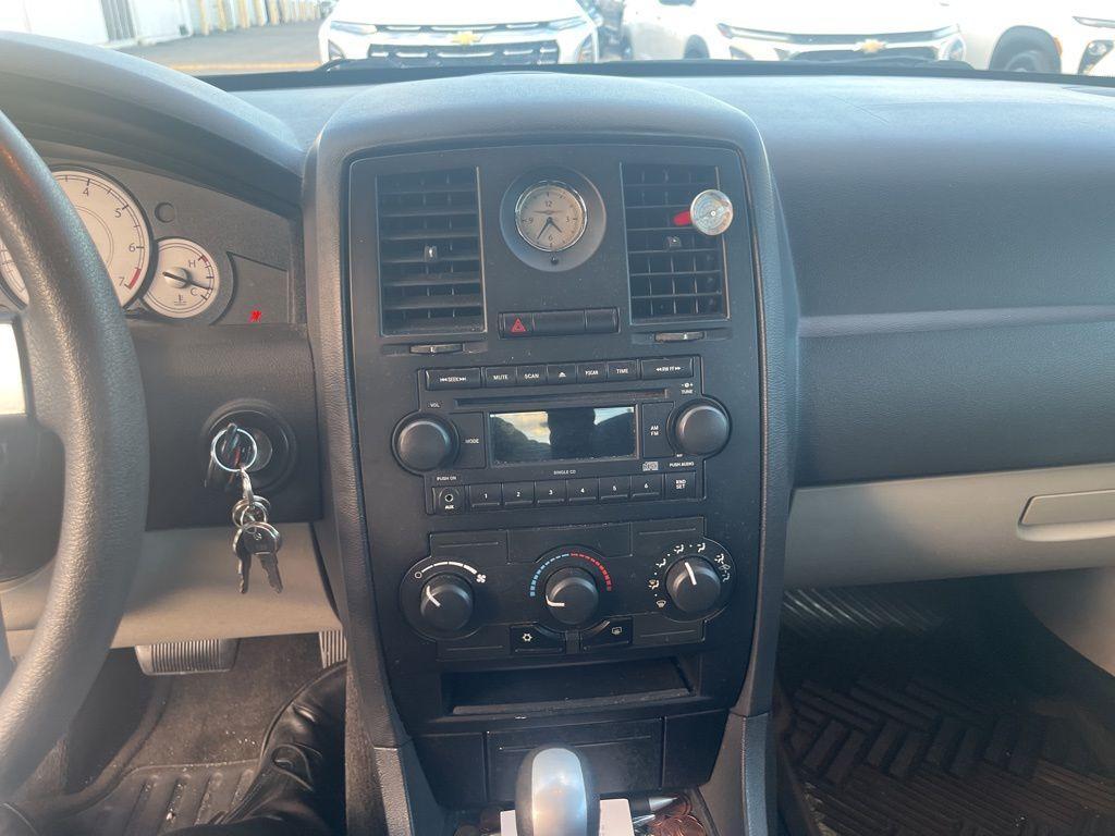 used 2007 Chrysler 300 car, priced at $4,999
