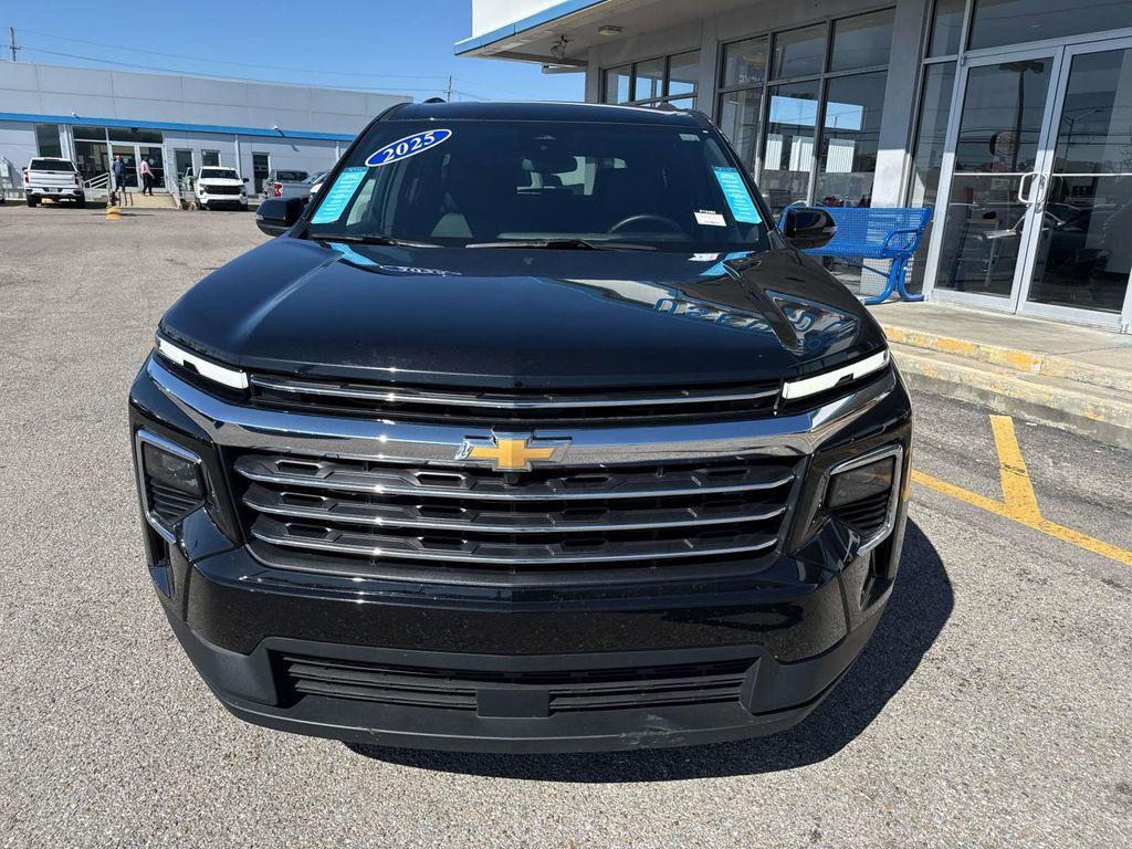 used 2025 Chevrolet Traverse car, priced at $34,769