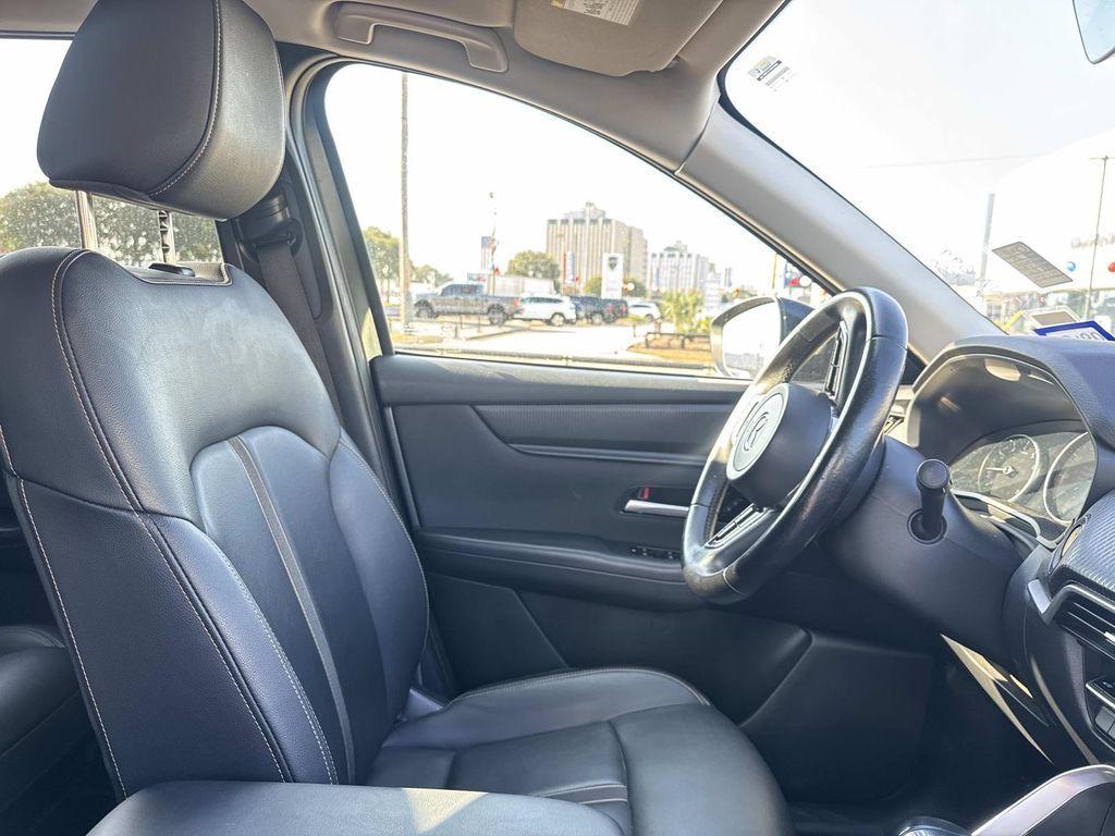 used 2025 Mazda CX-90 car, priced at $27,335