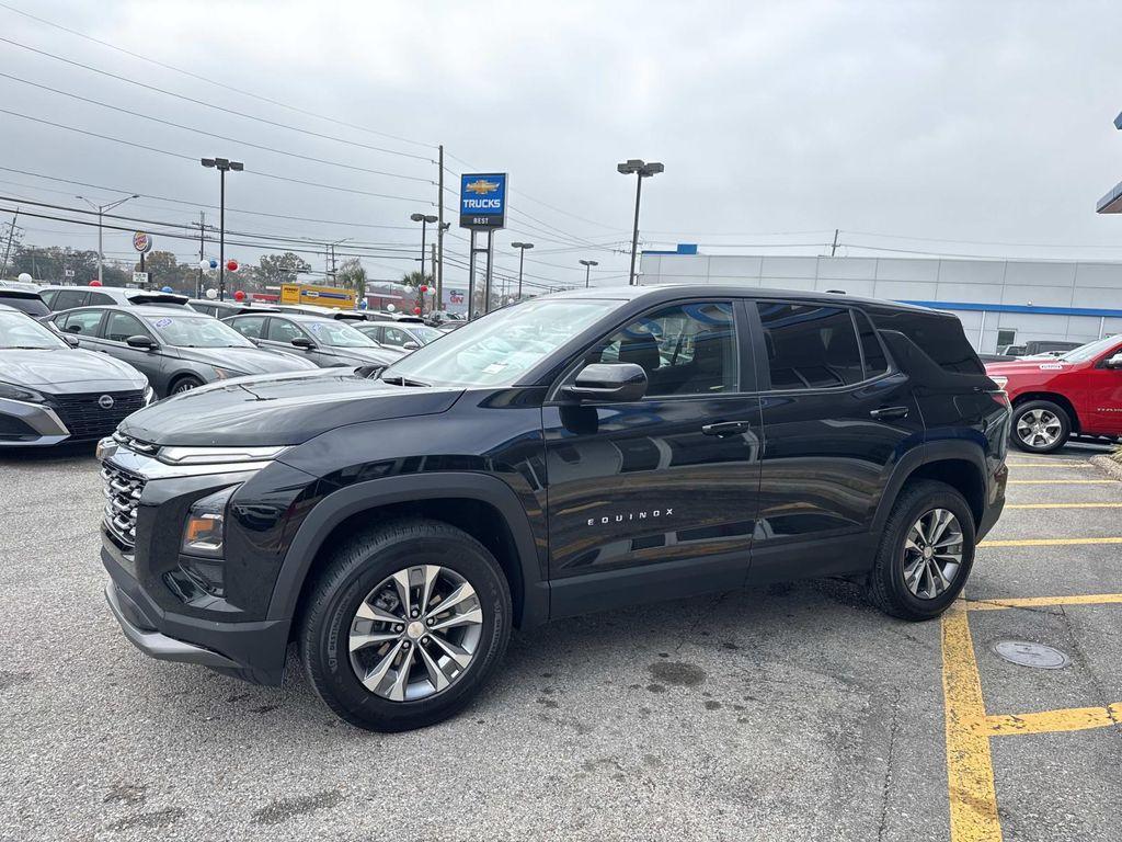 used 2025 Chevrolet Equinox car, priced at $24,999