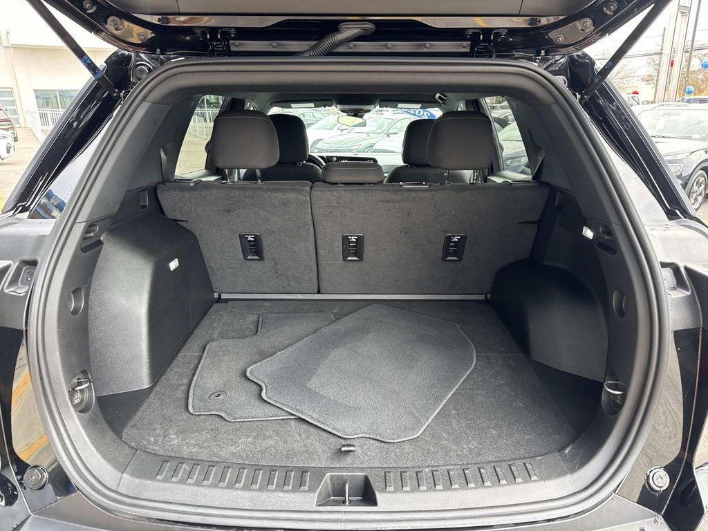 used 2025 Chevrolet Equinox car, priced at $24,999