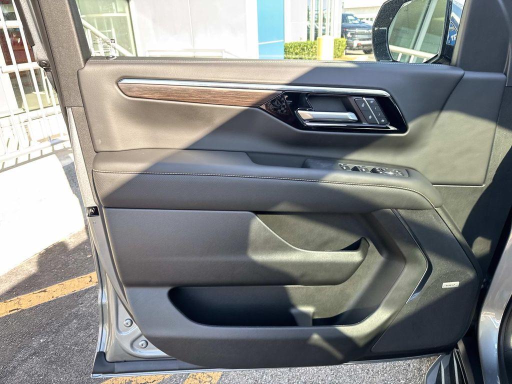 new 2026 Chevrolet Tahoe car, priced at $75,180