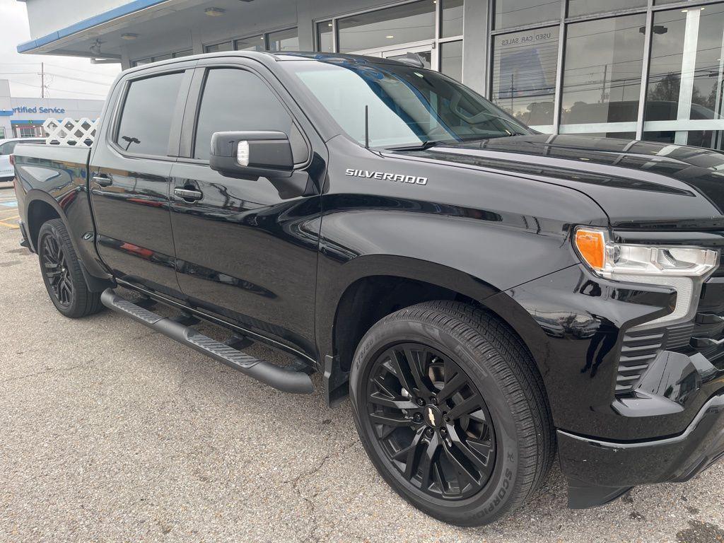 used 2023 Chevrolet Silverado 1500 car, priced at $42,995
