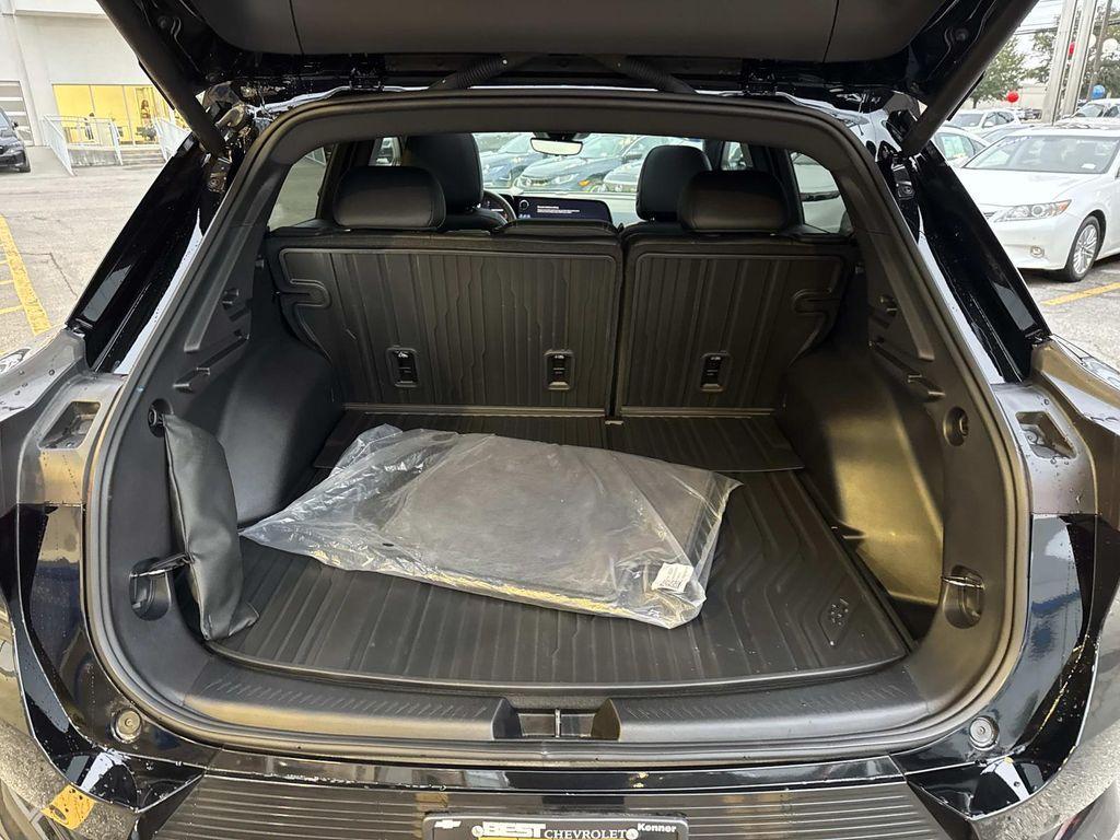 used 2025 Chevrolet Equinox EV car, priced at $36,799