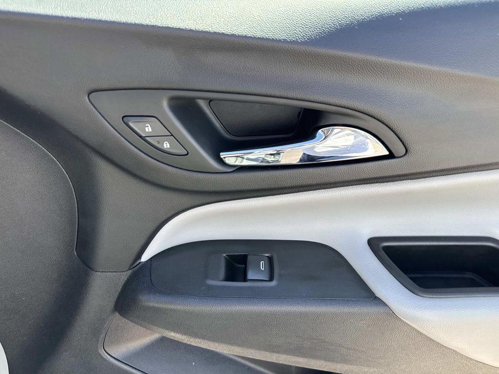 used 2024 Chevrolet Equinox car, priced at $19,999