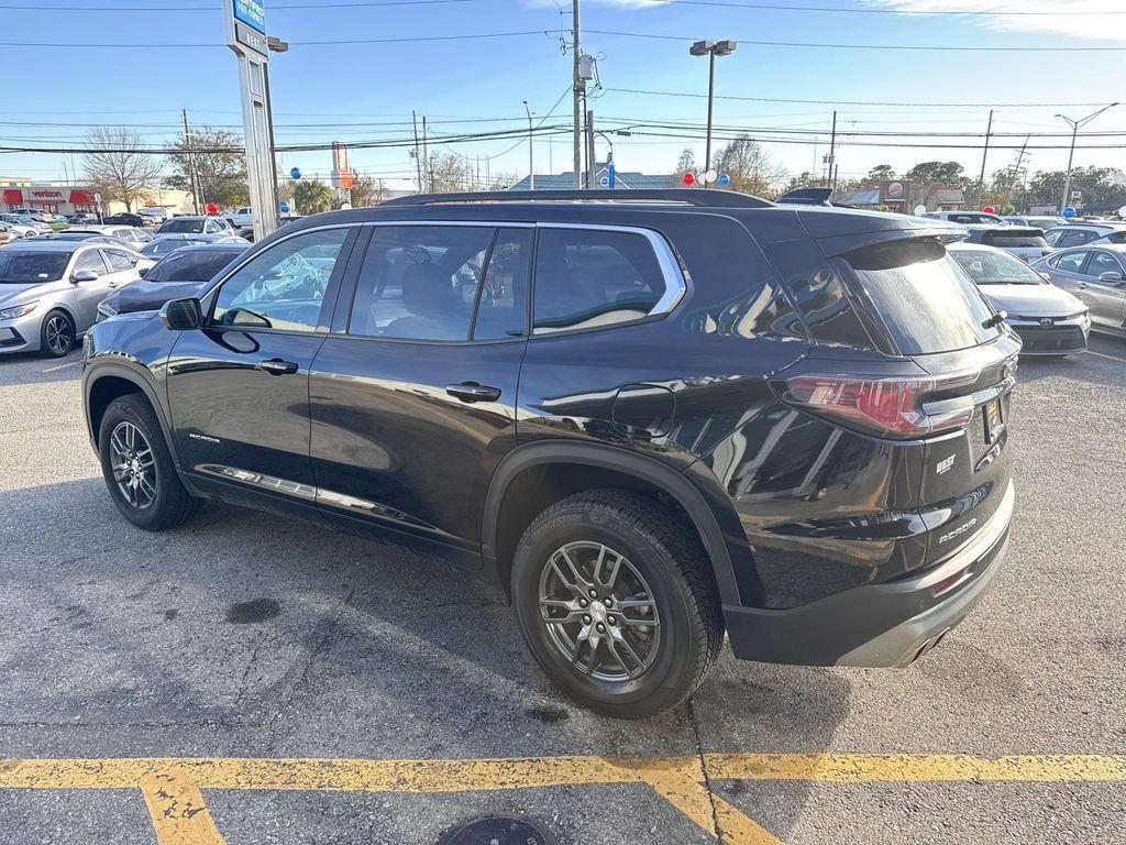 used 2025 GMC Acadia car, priced at $33,133