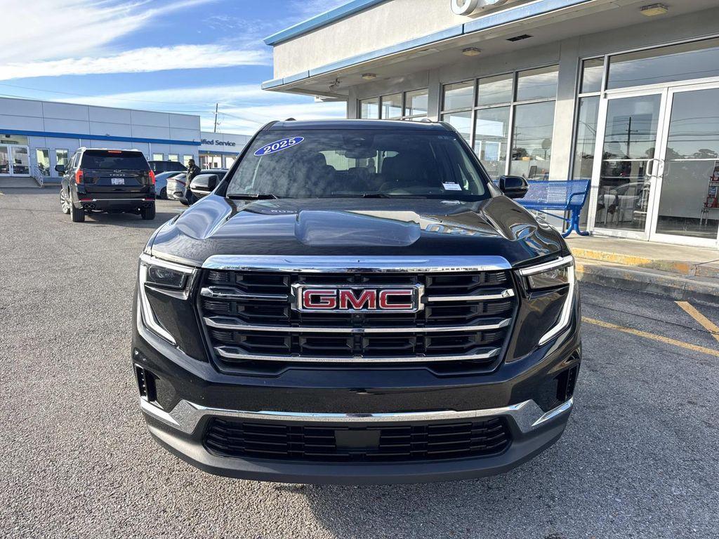 used 2025 GMC Acadia car, priced at $33,133