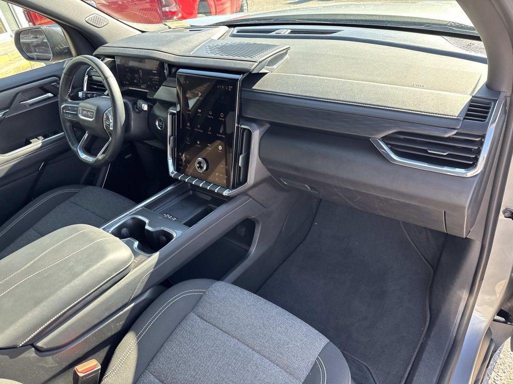 used 2025 GMC Acadia car, priced at $32,533