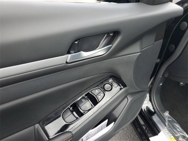 new 2025 Nissan Altima car, priced at $29,694