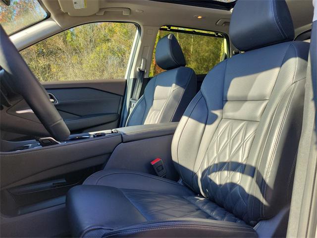 used 2023 Nissan Rogue car, priced at $28,645