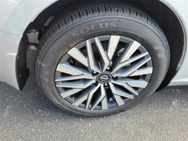 new 2025 Nissan Altima car, priced at $25,569