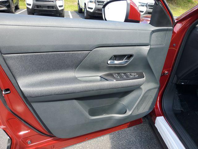 new 2025 Nissan Kicks car, priced at $25,100