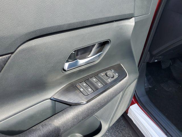 new 2025 Nissan Kicks car, priced at $25,100