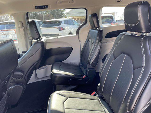 used 2024 Chrysler Pacifica car, priced at $23,390