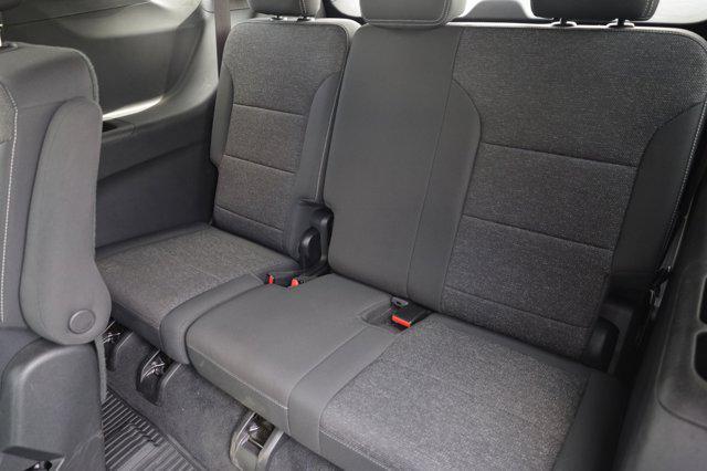 used 2025 Chevrolet Traverse car, priced at $38,900