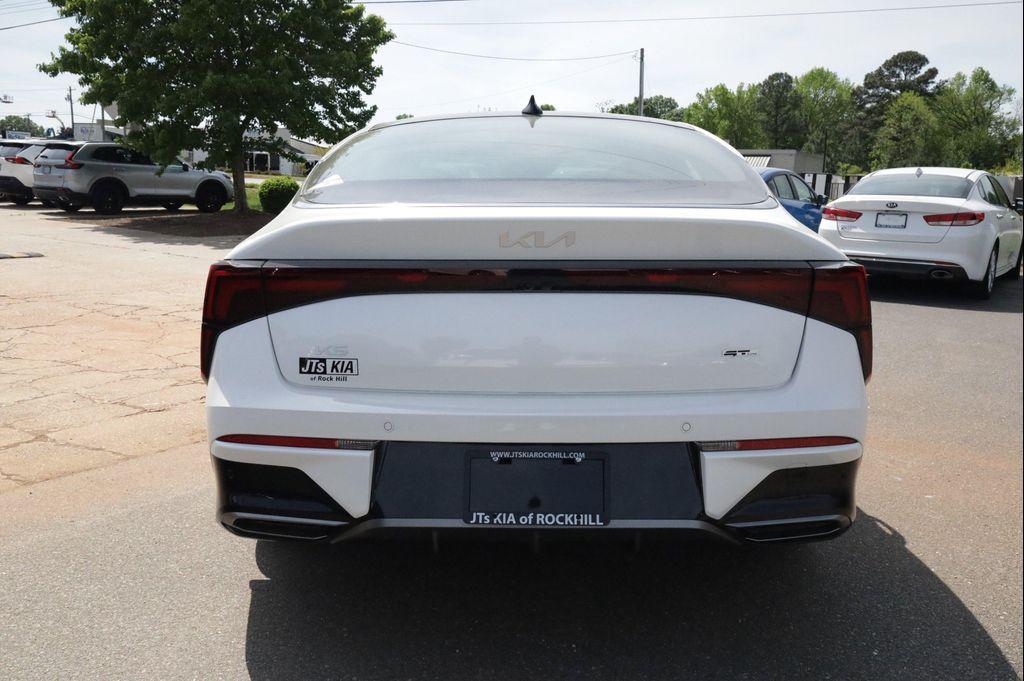 new 2026 Kia K5 car, priced at $31,027