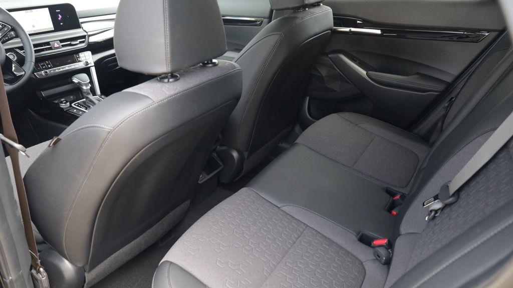 new 2026 Kia Seltos car, priced at $28,070