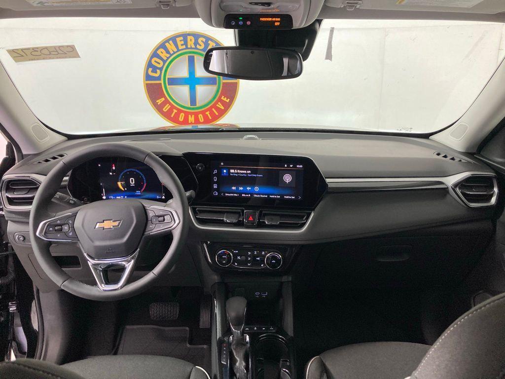 new 2026 Chevrolet TrailBlazer car, priced at $28,320