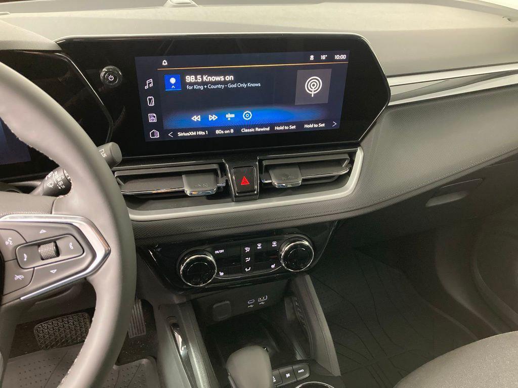 new 2026 Chevrolet TrailBlazer car, priced at $28,320