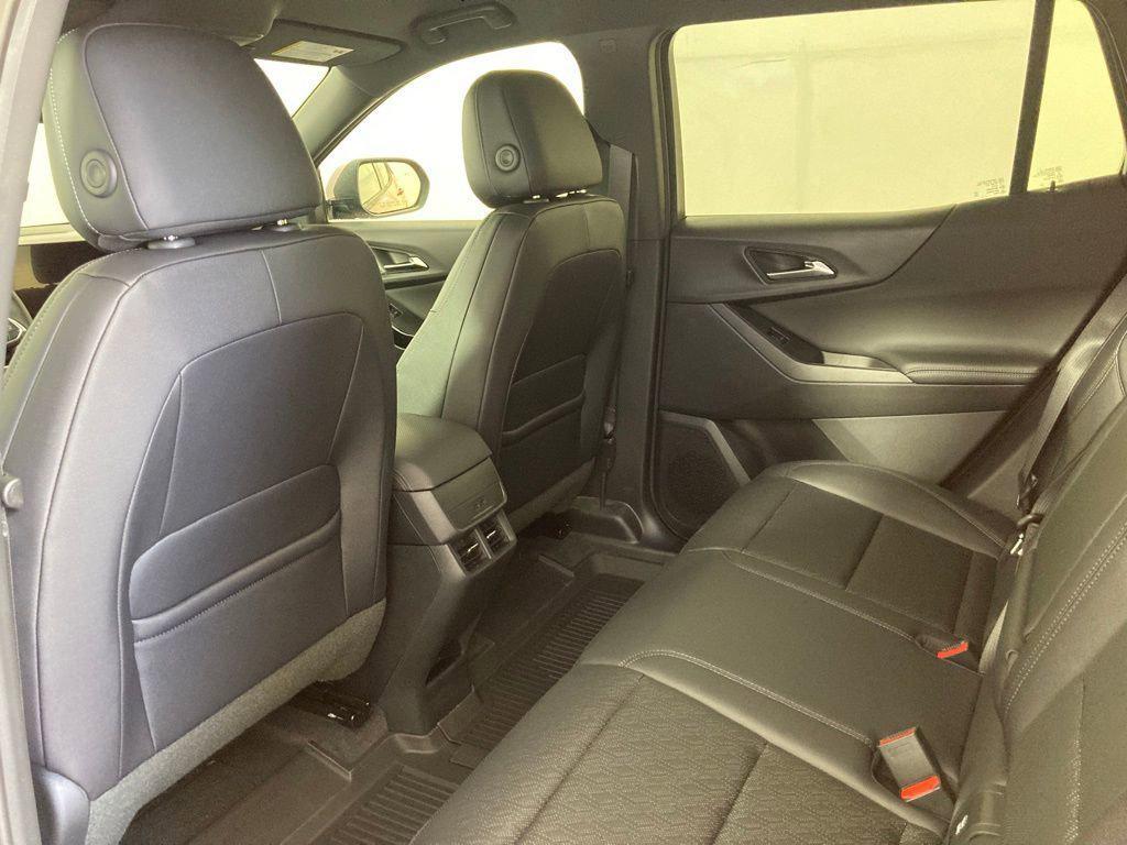 new 2026 Chevrolet Equinox car, priced at $33,354