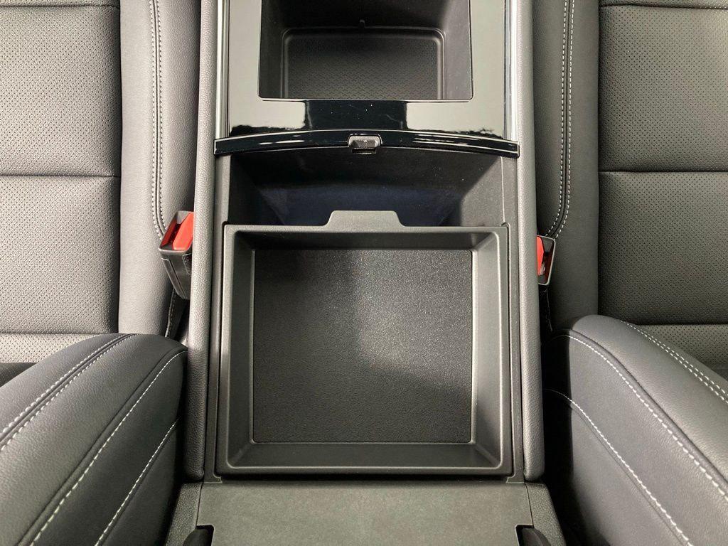 new 2026 Chevrolet Traverse car, priced at $44,474